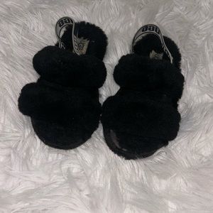 Uggs girls sandles size 10 in good condition